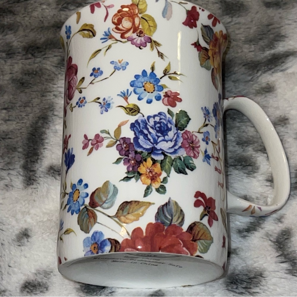 Nantucket Home Floral Mug